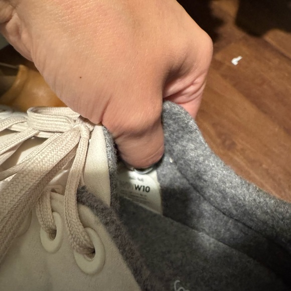 Off white canvas Allbirds casual women’s sneaker, NEVER WORN! - Picture 5 of 5